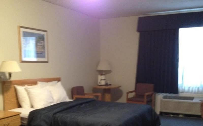 Sunset Inn Kenora Εξωτερικό φωτογραφία